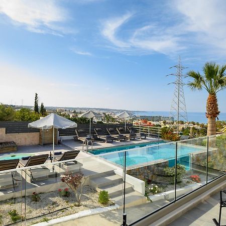 Queen'S Gem Luxury Villa - Heated Jacuzzi & Pool Limenas Chersonisou Exterior foto