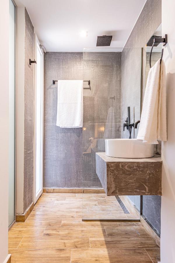 Queen'S Gem Luxury Villa - Heated Jacuzzi & Pool Limenas Chersonisou Exterior foto