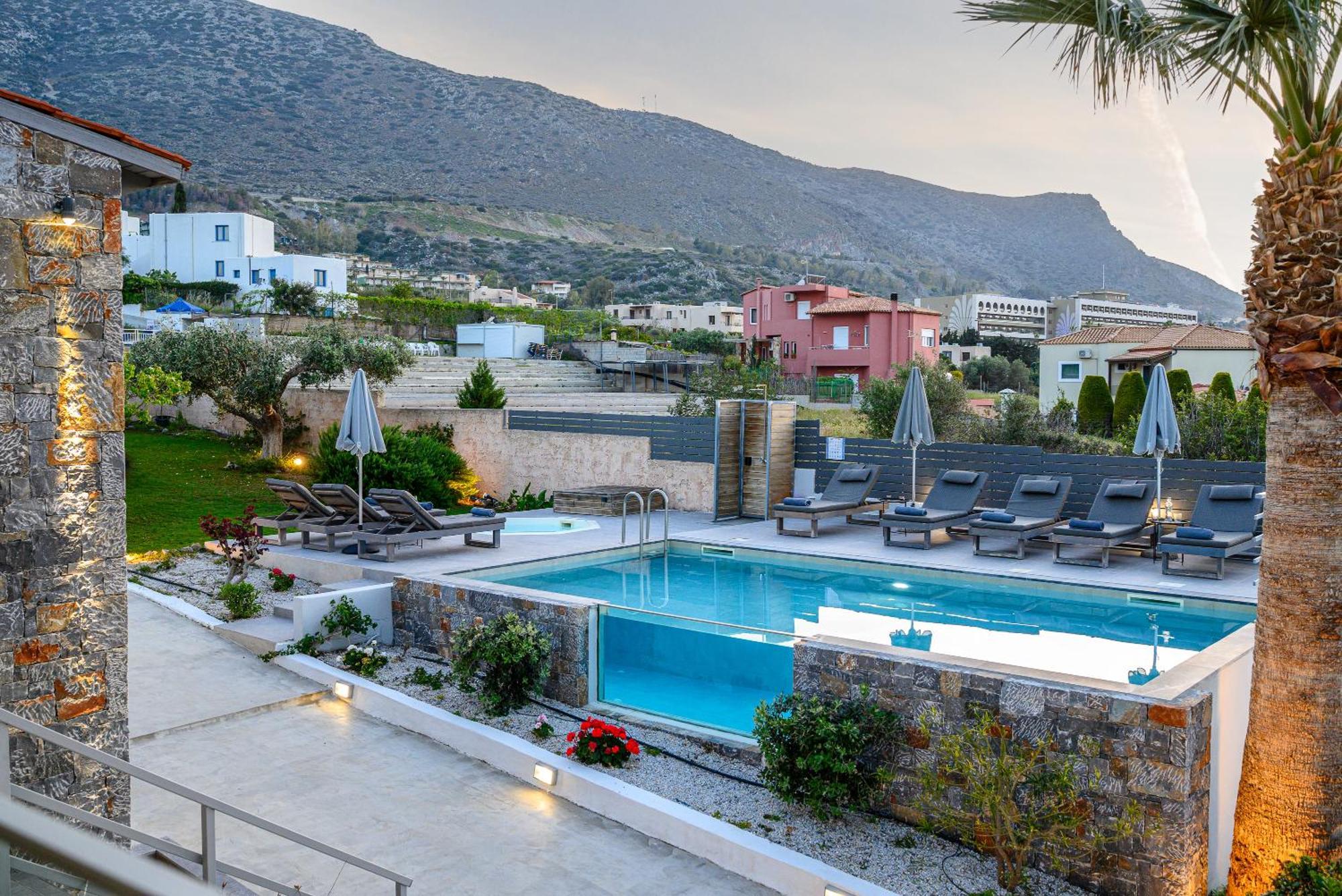 Queen'S Gem Luxury Villa - Heated Jacuzzi & Pool Limenas Chersonisou Exterior foto